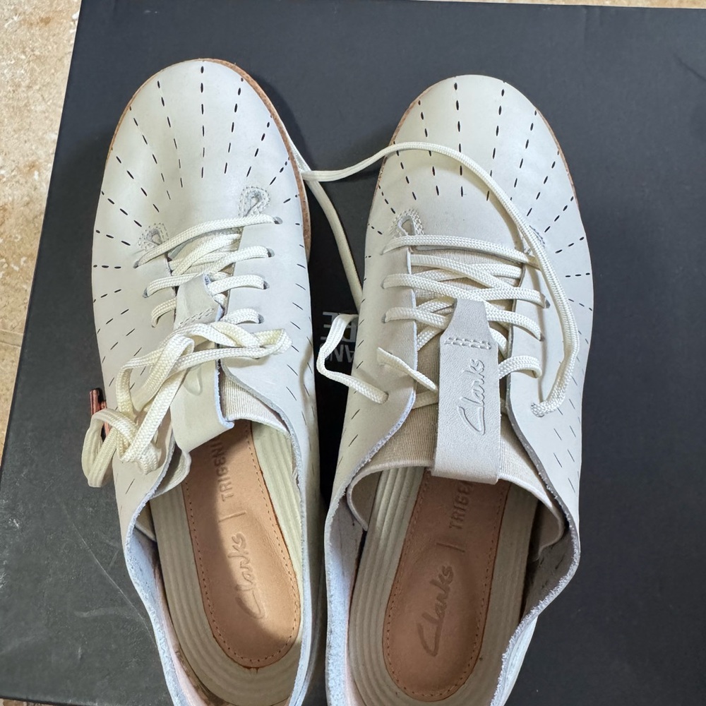 Clarks White Casual Sneakers
